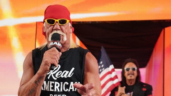 Hulk Hogan on Raw