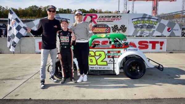 Kevin Harvick, Keelan Harvick and DeLana Harvick