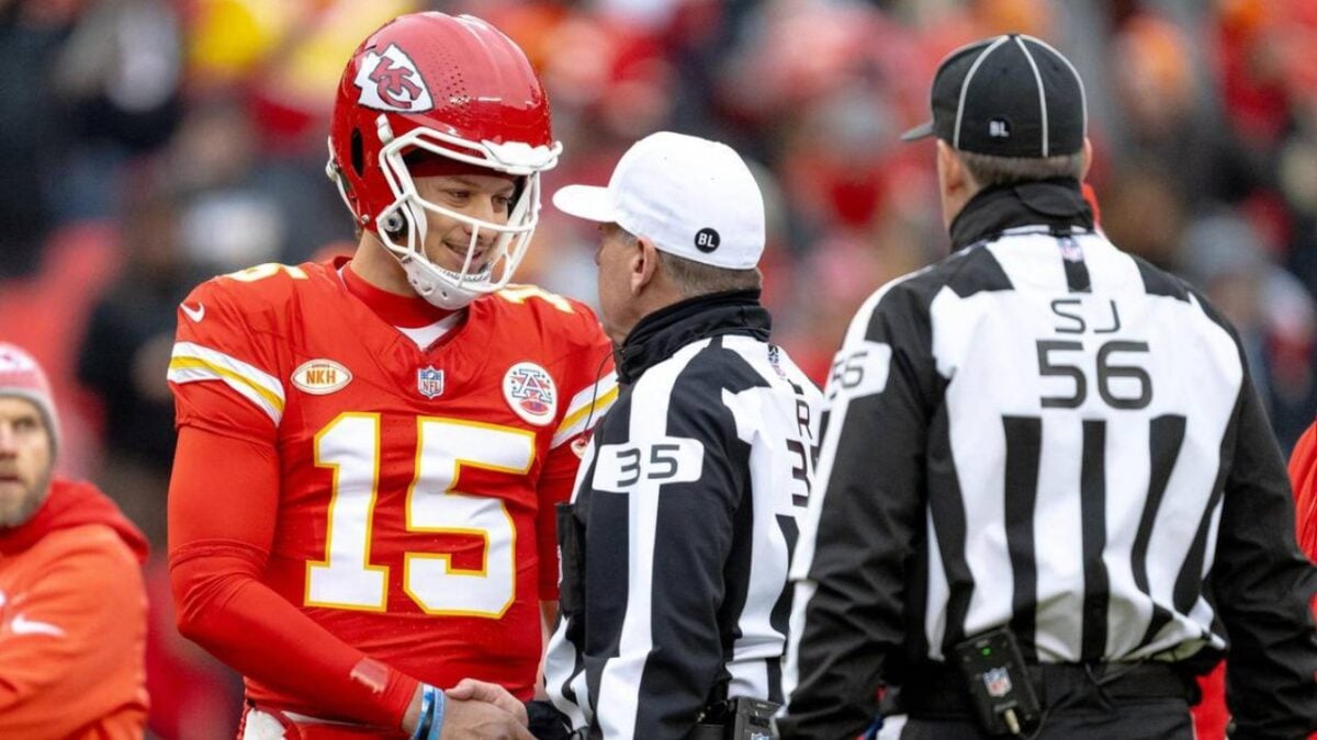 Robert Griffin III faces fans' wrath for saying Chiefs games aren't rigged - "Use your eyes next time" 3 Patrick Mahomes and Kansas City Chiefs have benefitted from officiating mistakes