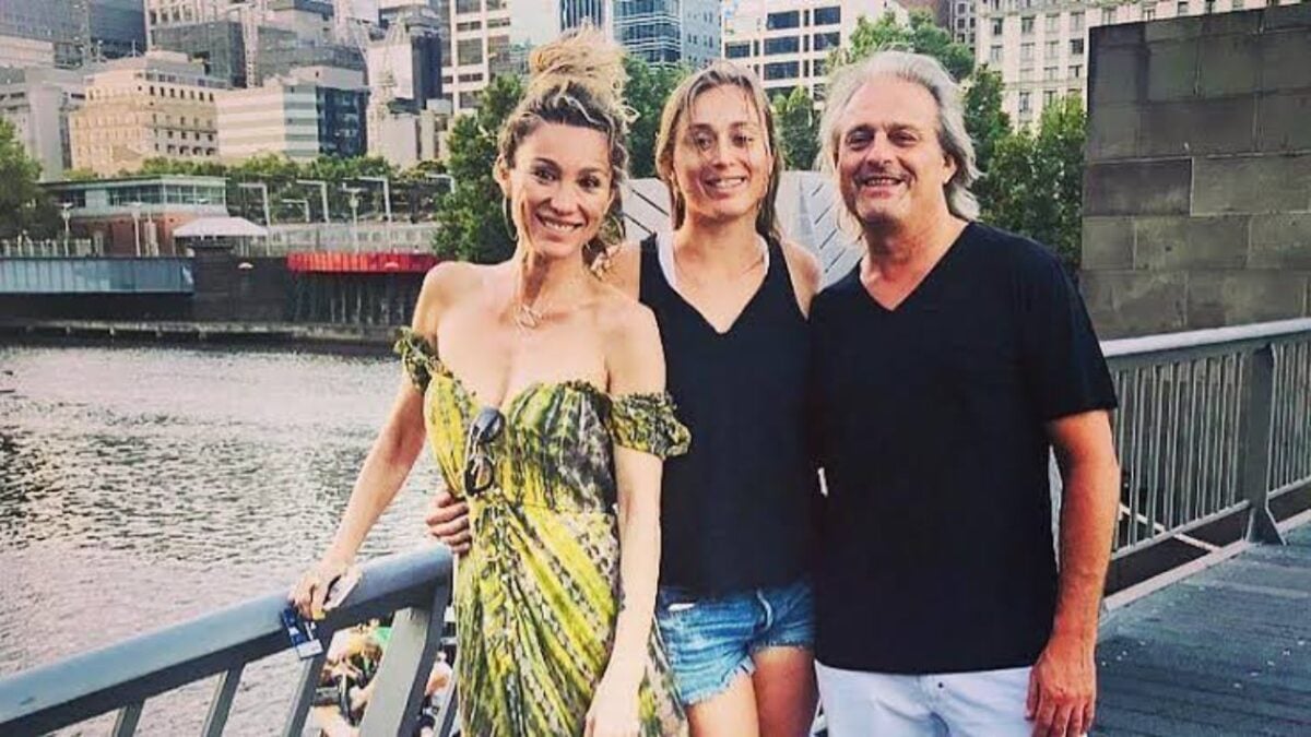Who are Paula Badosa’s parents, Mireia Guibert and Josep Badosa? 3 Mireia Guibert, Paula Badosa and Josep Badosa