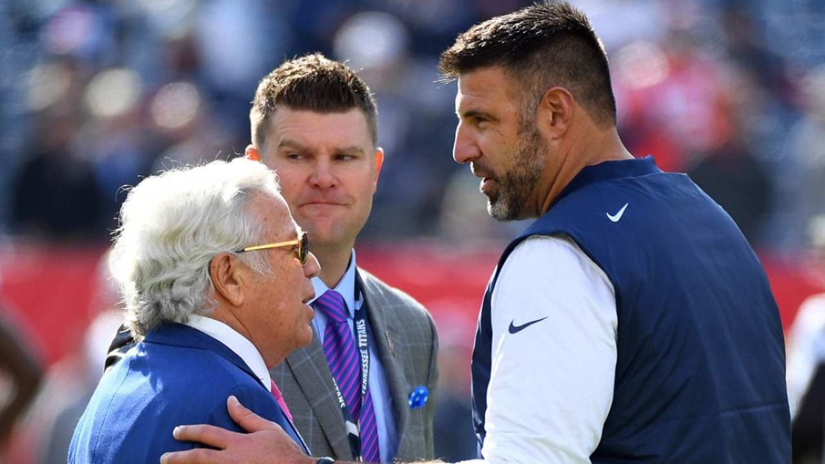 Robert Kraft is rumored to already prefer Mike Vrabel as next Patriots HC