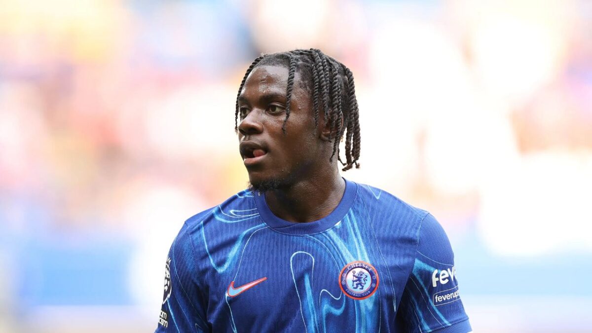 Chelsea make 'massive step' towards signing Manchester United star Alejandro Garnacho 3 Romeo Lavia