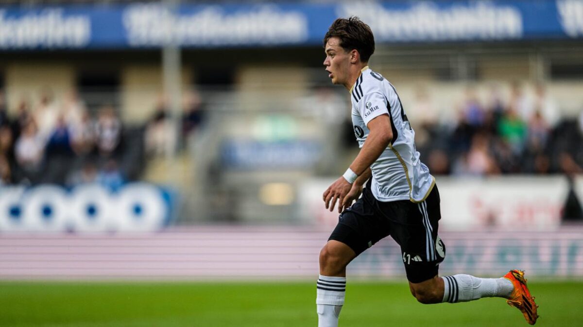 Arsenal and Tottenham are ready to trigger the €58 million release clause of the winger 3 Sverre Nypan