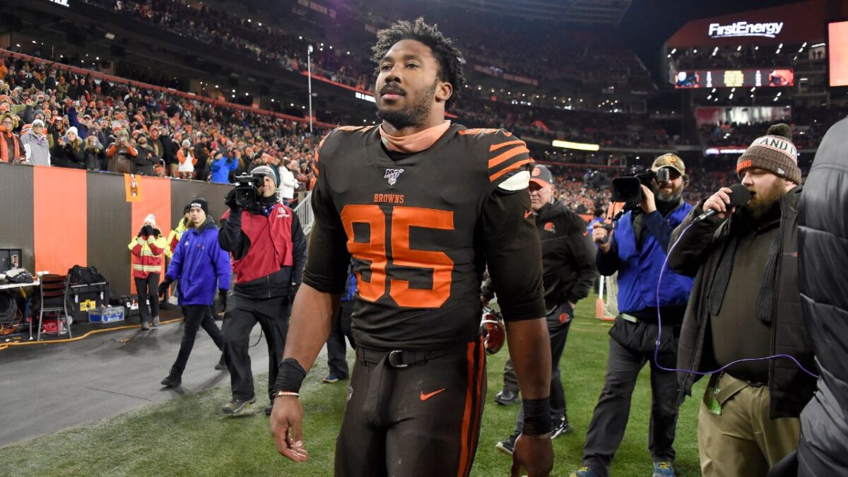 Myles Garrett makes his stance clear as Browns try last ditch effort to keep him 3 Cleveland Browns do not want to let Myles Garrett leave