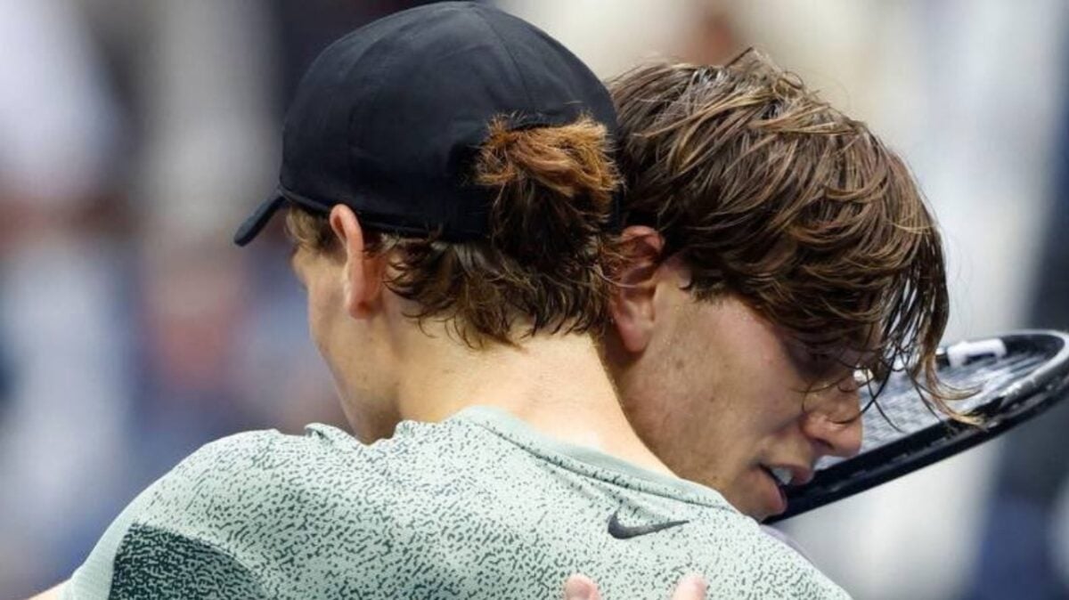 Top journalist calls for Jannik Sinner to be stripped of "tainted" Australian Open title following doping suspension 3 Jack Draper and Jannik Sinner