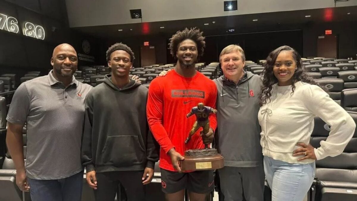 Who are Jalon Walker’s parents, Sheka and Curtis? 5 Jalon Walker won Butkus Award, 2024