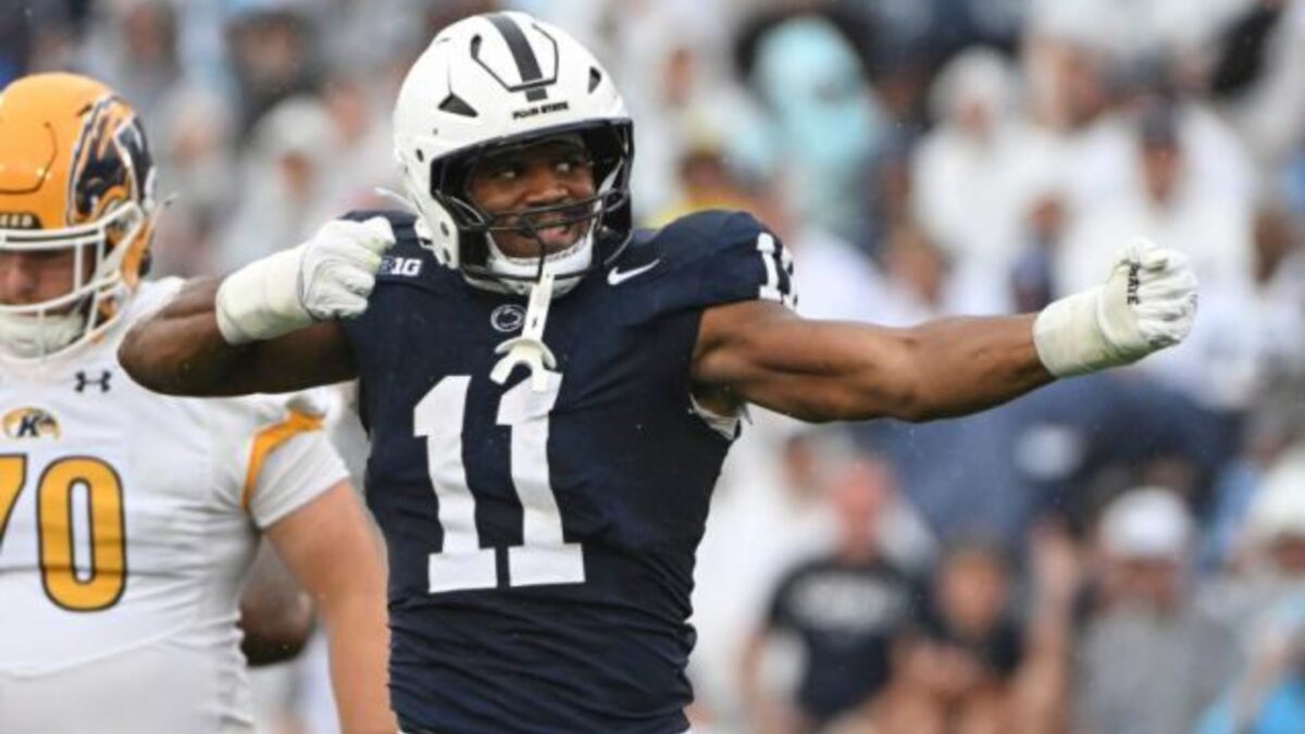 Who is Abdul Carter's girlfriend? 2 Abdul Carter