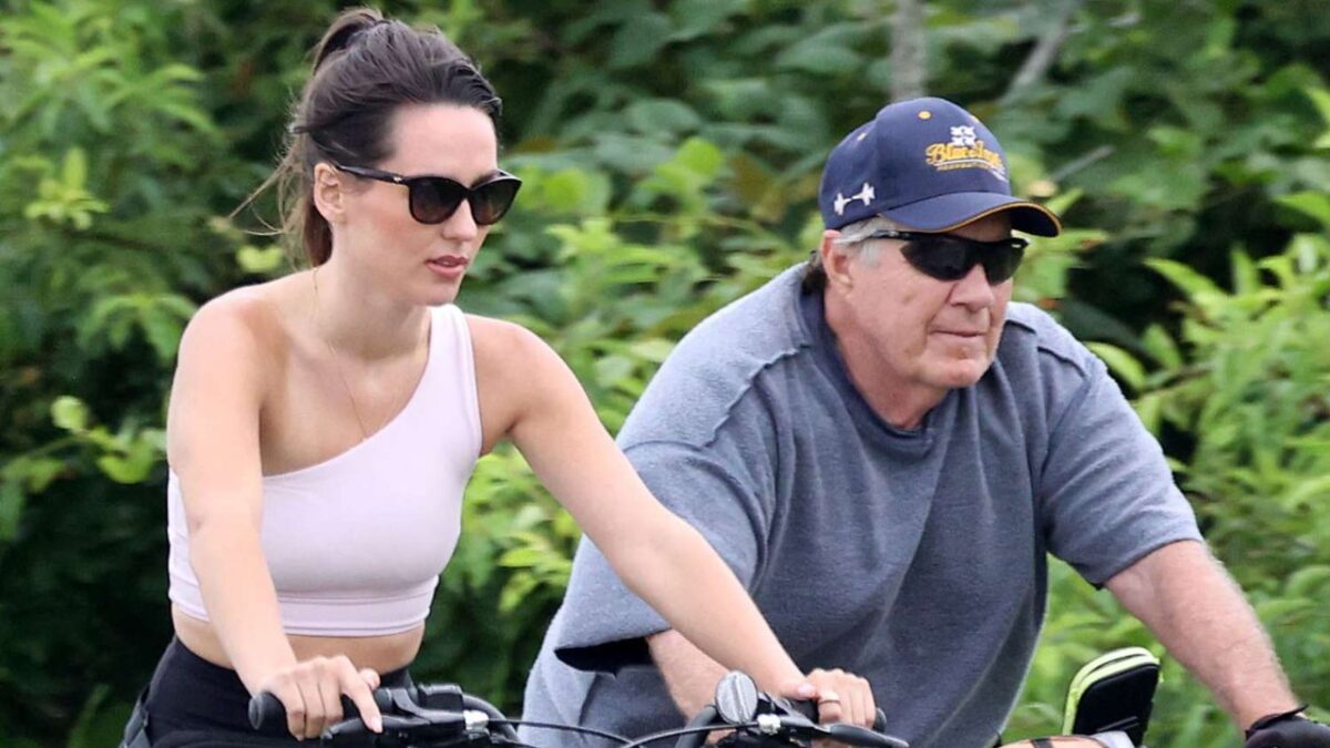 Bill Belichick and Jordon Hudson's relationship gets the SNL treatment: "Way for young people to pay off their student loans" 3 Offseason Hard Knocks could showcase Jordon Hudson a lot along with Bill Belichick