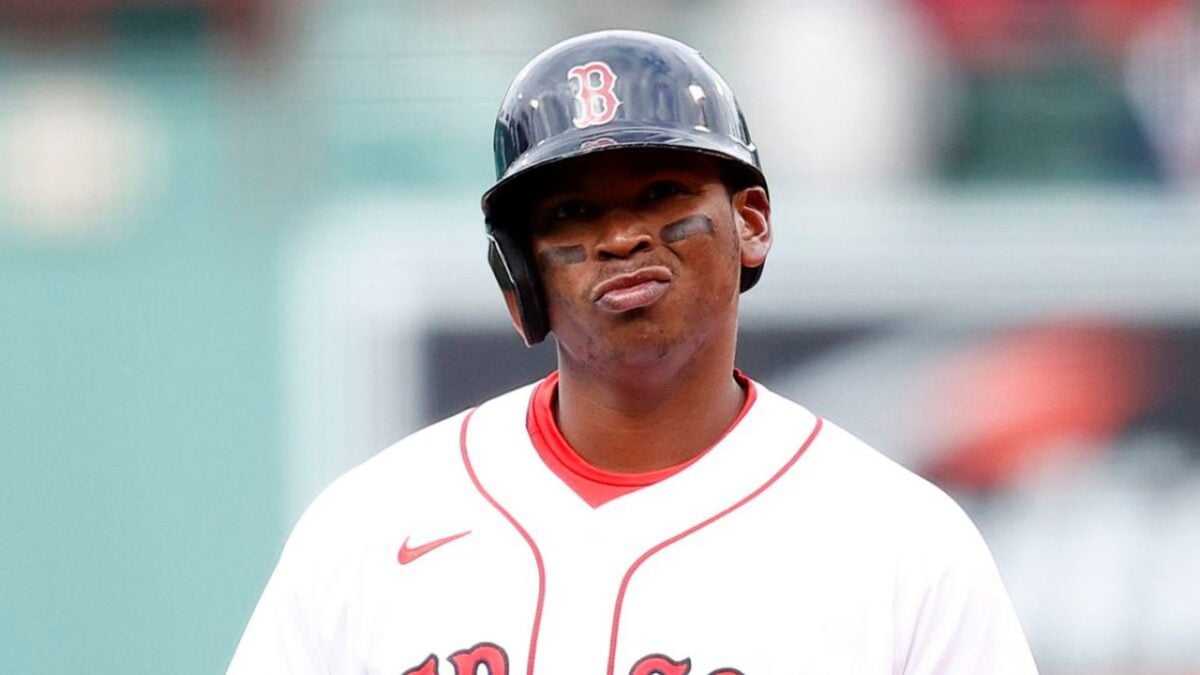 "Bro can’t even DH" - Fans react as Rafael Devers sets UNWANTED MLB record following tough start to 2025 season 4 Rafael Devers