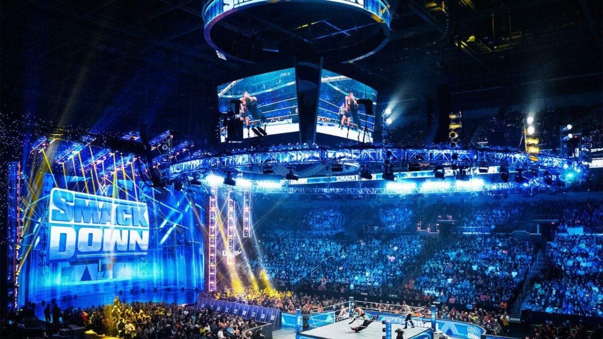 40-Year-Old Star Gets Busted Open After Brutal Women's Title Match on SmackDown 3 SmackDown