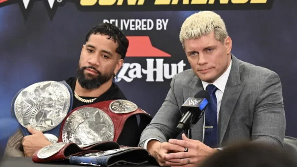 Wrestling fans LIVID over Jey Uso squashing former WWE champion in less than 30 seconds on Raw 4 Jey Uso and Cody Rhodes
